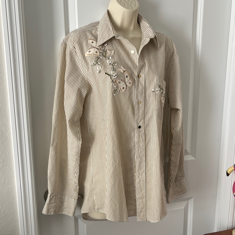 Las Olas VTG Striped Shirt Butterflies & Floral Embellishments Vintage Unisex